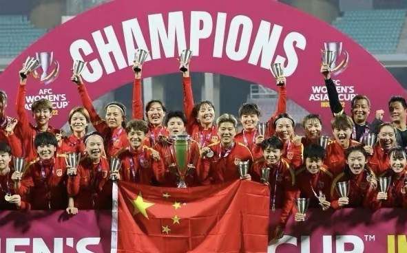 中消协就“自费购买3D眼镜”问题发声 2019-05-27 5月27日下午，中国消费者协会通过官方微博对“看3D电影要自费购买3D眼镜”问题给出回应，表示该行为是一种影院转嫁自身义务的行为。