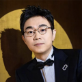 2016年12月，二人在澳大利亚新南威尔士州拜伦湾低调完婚。