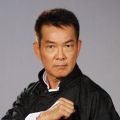 该片导演董玲也携主演李雪健、陶 导演乌尔善发布《封神三部曲》李雪健配音照 2020-04-14 4月14日，导演乌尔善在微博分享了3张工作照，电影《封神三部曲》官方微博转发后，表示：“今天，开始配音工作啦！