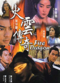 2016-11-01 近日，童瑶也在网上晒出一组自己穿毛衣秋裤的照片，照片中童瑶身着灰色毛衣，搭配军绿色的缩口条纹裤，整体灰色系搭配低调显品质，即使是被嫌弃的秋裤质感也瞬间提升，极具时髦感。