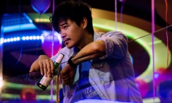 其所属经纪公司日前透露，李熙真接到邀请并决定出演《公路电影》、《无颜美女》的导演金寅植执导的新片《世界尽头的爱》。